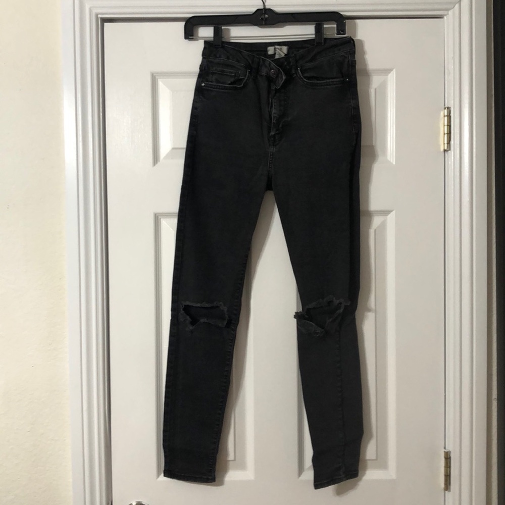 3/25🥳 Forever 21 Dark Wash High Rise Skinny Jeans